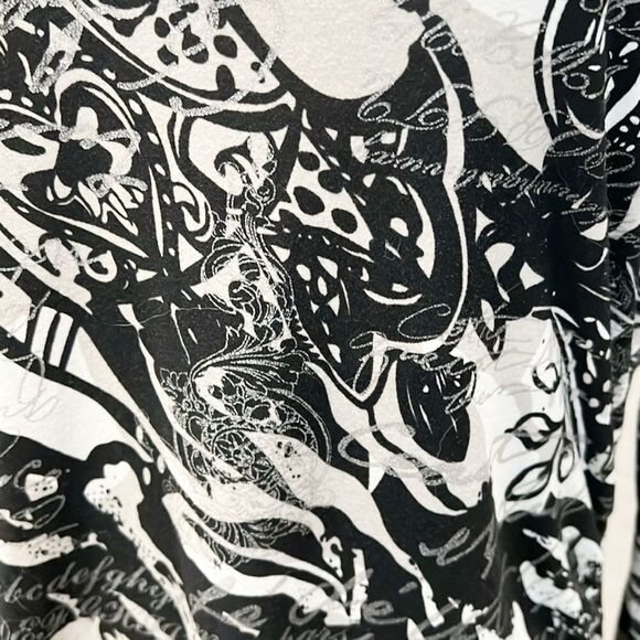 Peter Nygard Black White Abstract V Neck Stretch Top 3/4 Sleeve Medium EUC - Picture 2 of 10